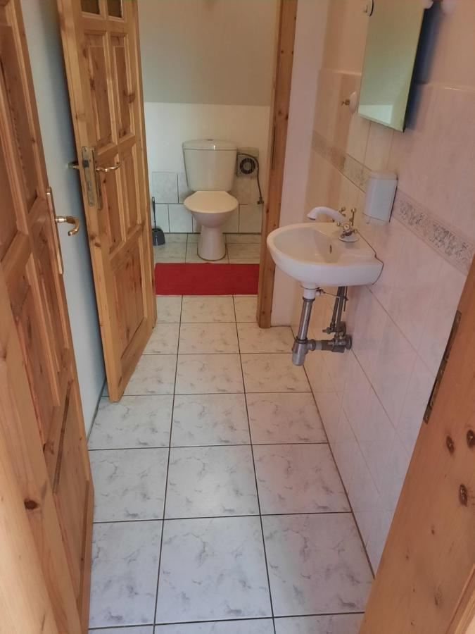 Apartman Chiarita Nemšová Exterior foto